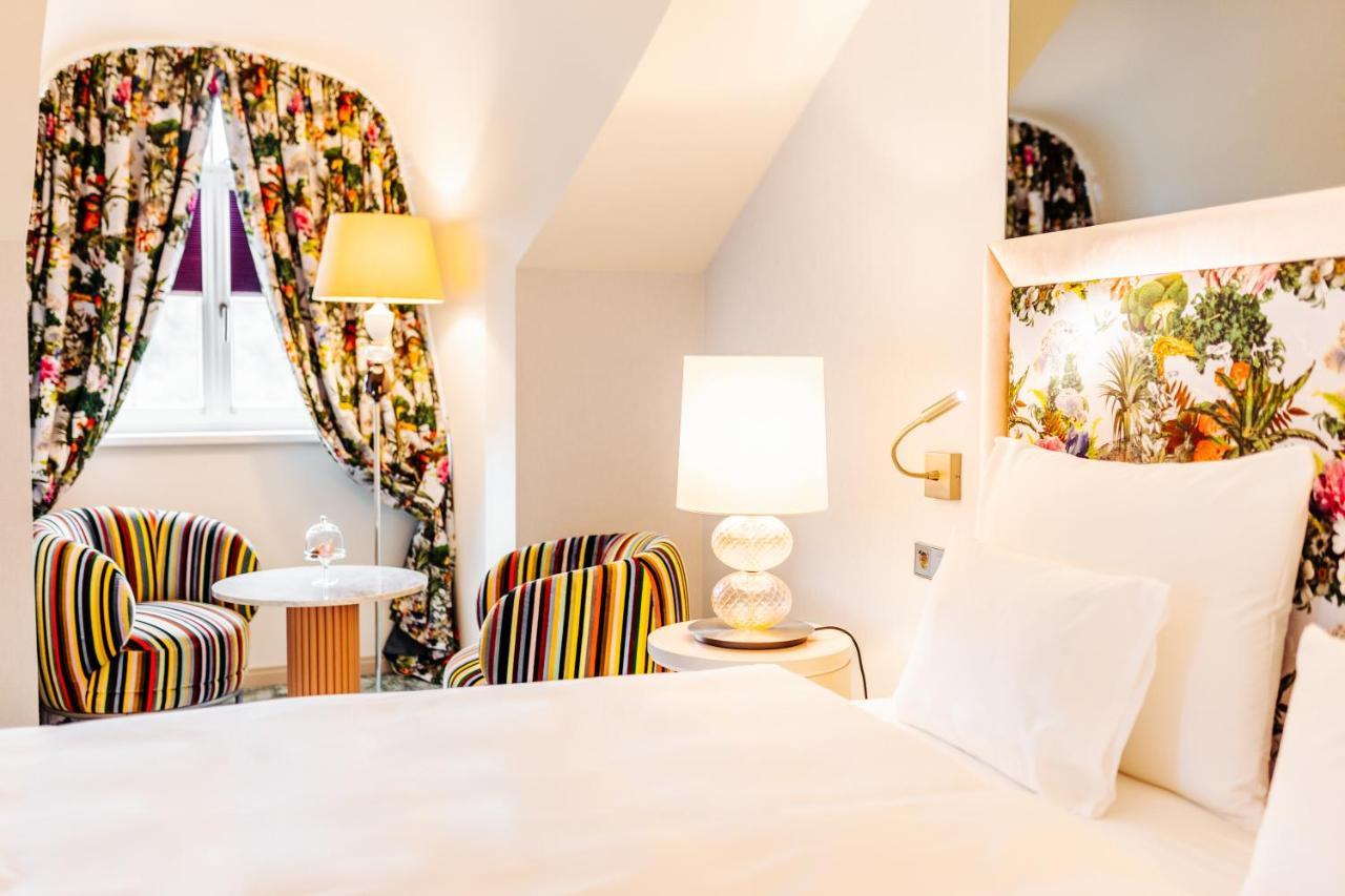 Hotel Schloss Seefels เพิร์ทชาค อัม เวิร์ทเทอร์ซี ภายนอก รูปภาพ