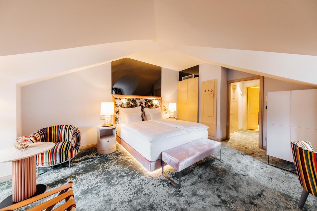 Hotel Schloss Seefels เพิร์ทชาค อัม เวิร์ทเทอร์ซี ภายนอก รูปภาพ