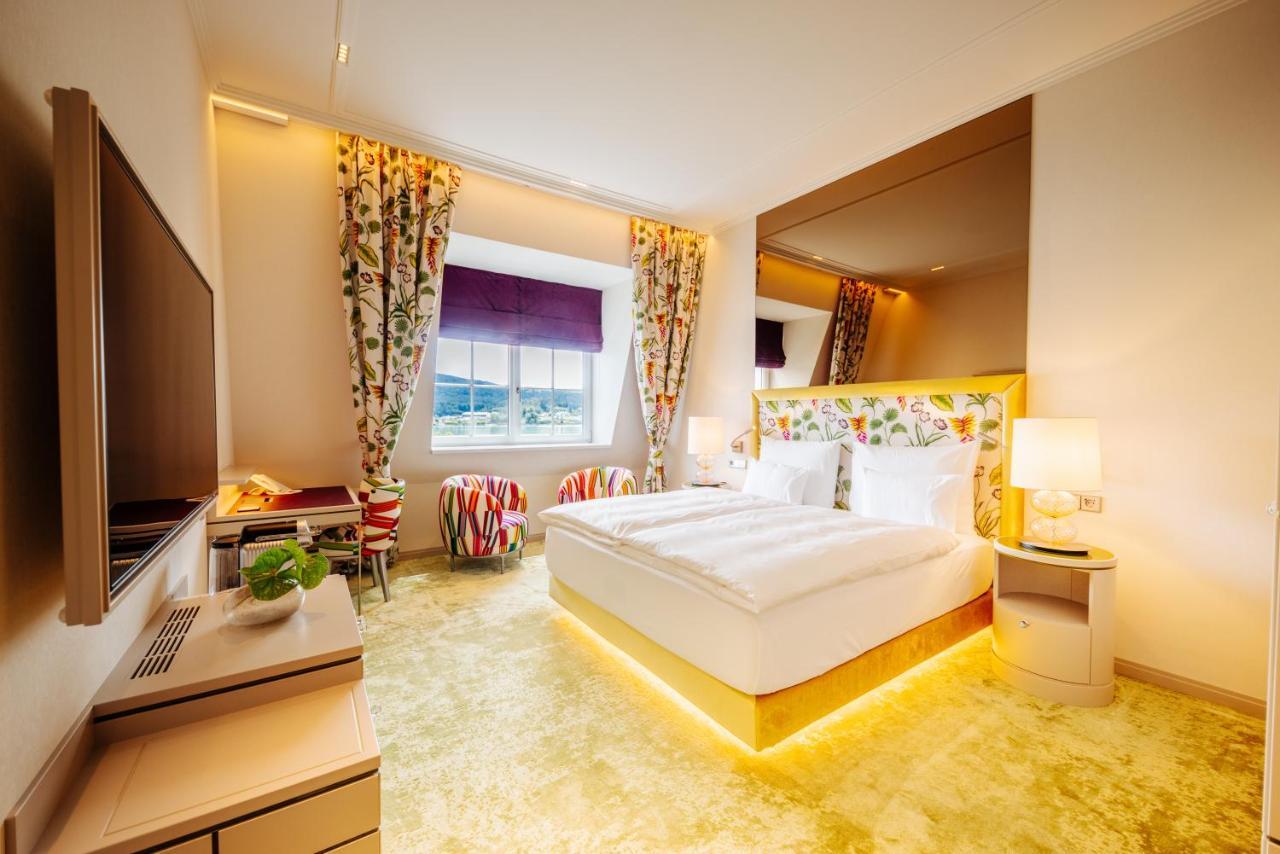 Hotel Schloss Seefels เพิร์ทชาค อัม เวิร์ทเทอร์ซี ภายนอก รูปภาพ