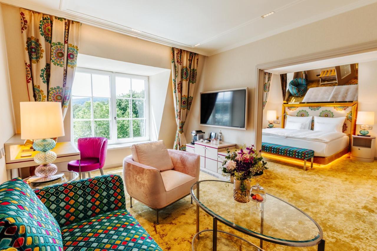 Hotel Schloss Seefels เพิร์ทชาค อัม เวิร์ทเทอร์ซี ภายนอก รูปภาพ