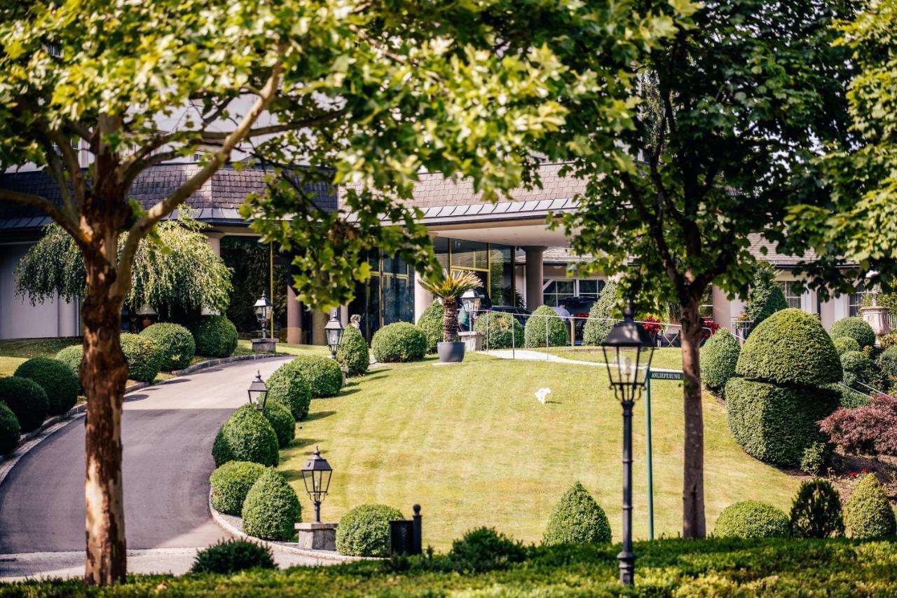 Hotel Schloss Seefels เพิร์ทชาค อัม เวิร์ทเทอร์ซี ภายนอก รูปภาพ